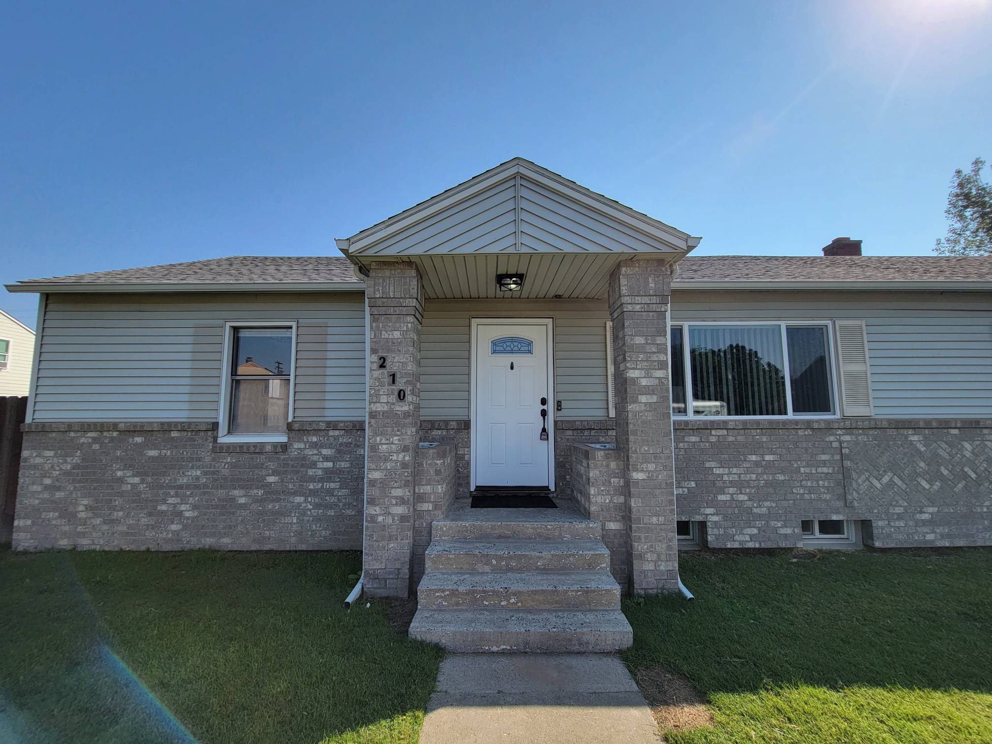 Property thumbnail image