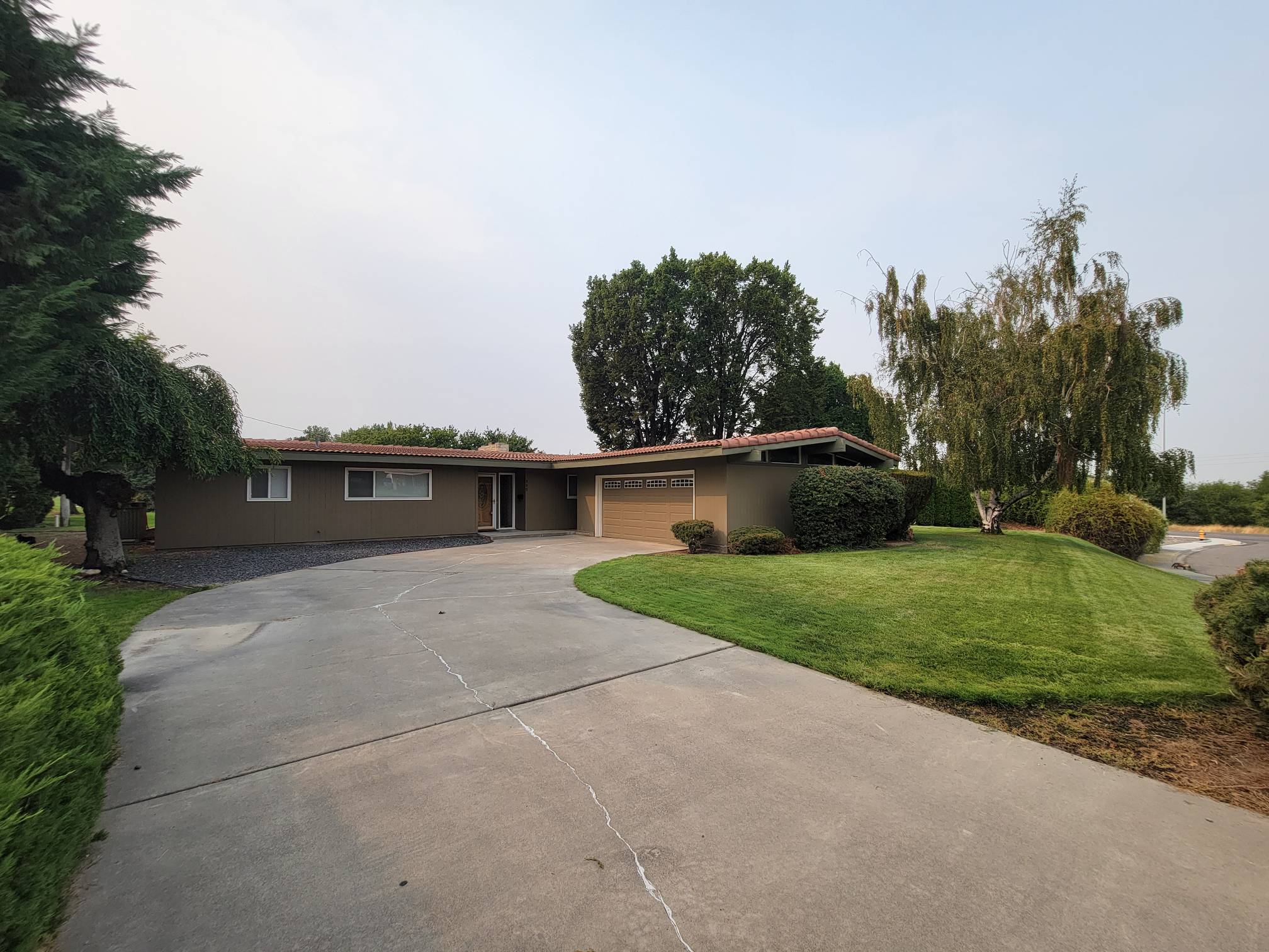 305 North Quincy Place